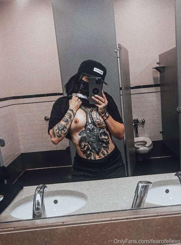 Super fucking tired today. Buy me a coffee? ☕️🥺