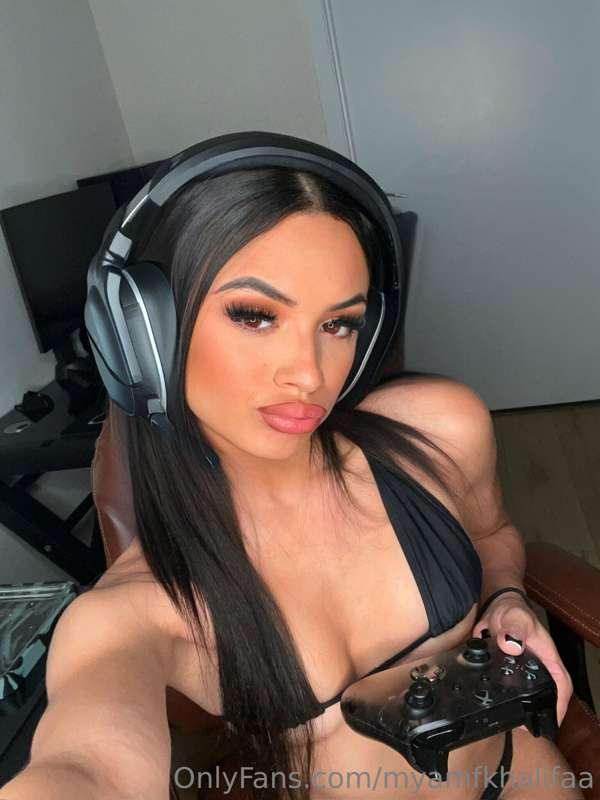 ***END OF MONTH SALE HAPPENING TONIGHT!*** 🔥
Babe I went thr..