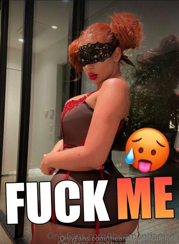 ### EAT MY PUSSY OUT RN 👅 🐱
I love it when I get my thighs p..