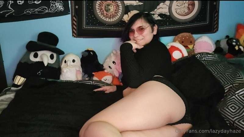 Who doesn't like some Thighs and Ass 🍑🥴 Hope ya like all the..