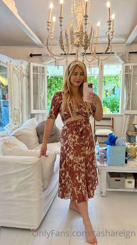 One of my favorite dresses 💋