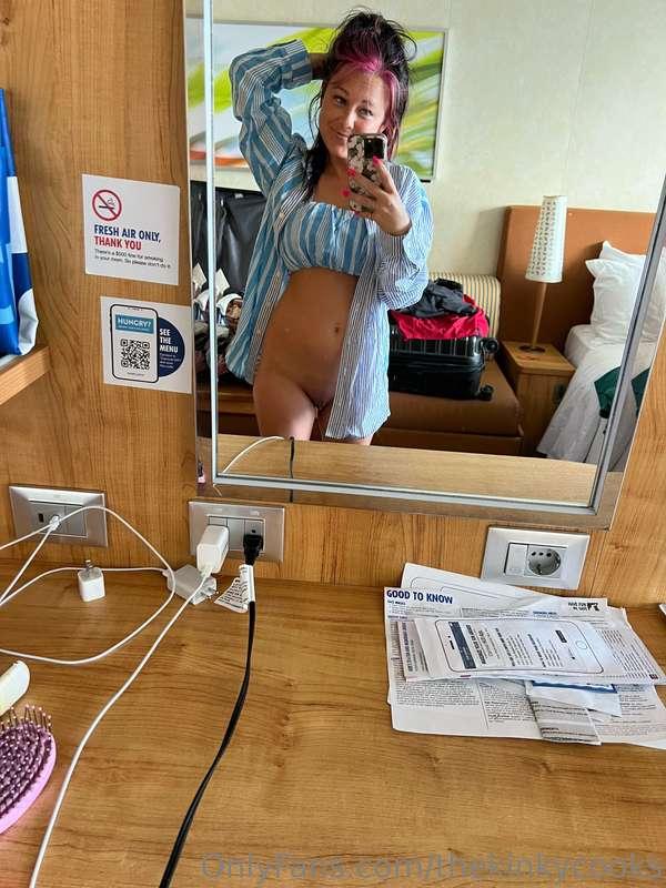 😜