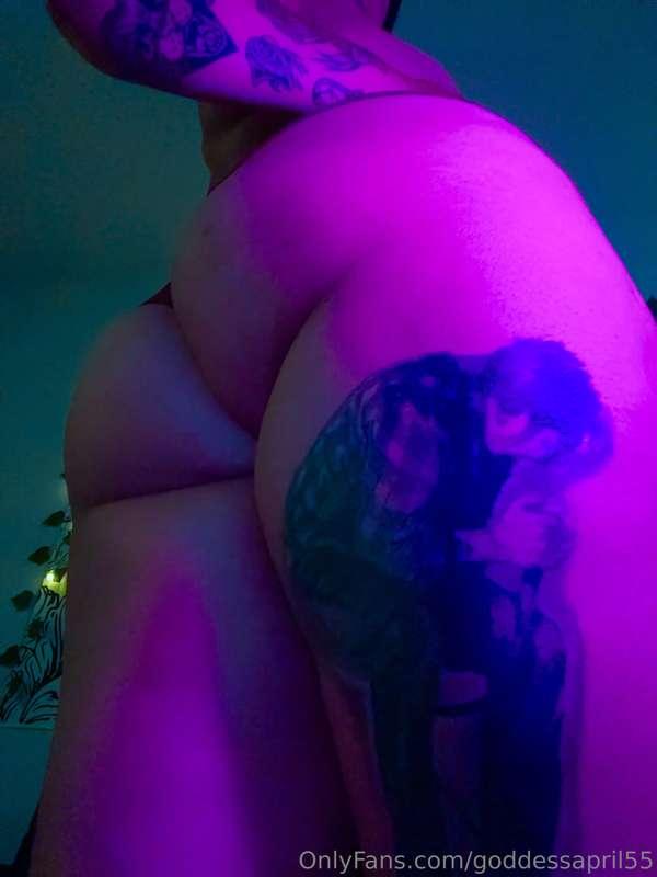 U really look sooo small from here... Would u let me use ur ..