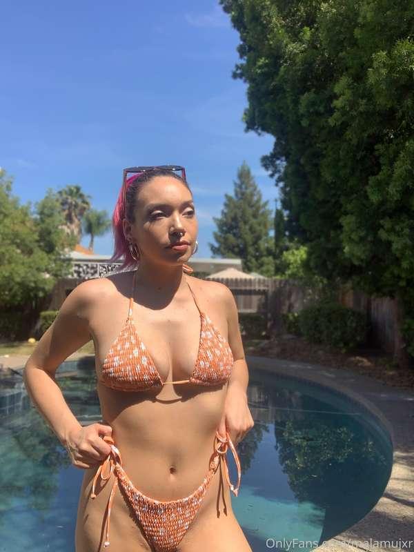 Me 🤝 bikinis! Which bikini of mine has been your favorite? M..