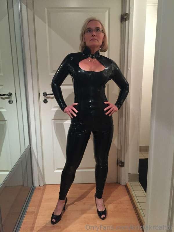 Loved this catsuit but sadly it ripped…