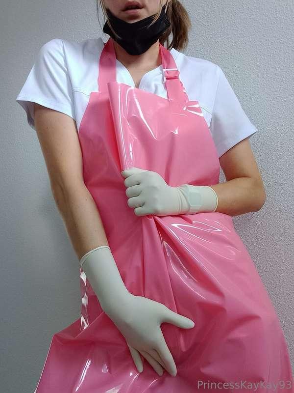 Shiny Saturday! 🩷 Just a quick shiny post before going to th..