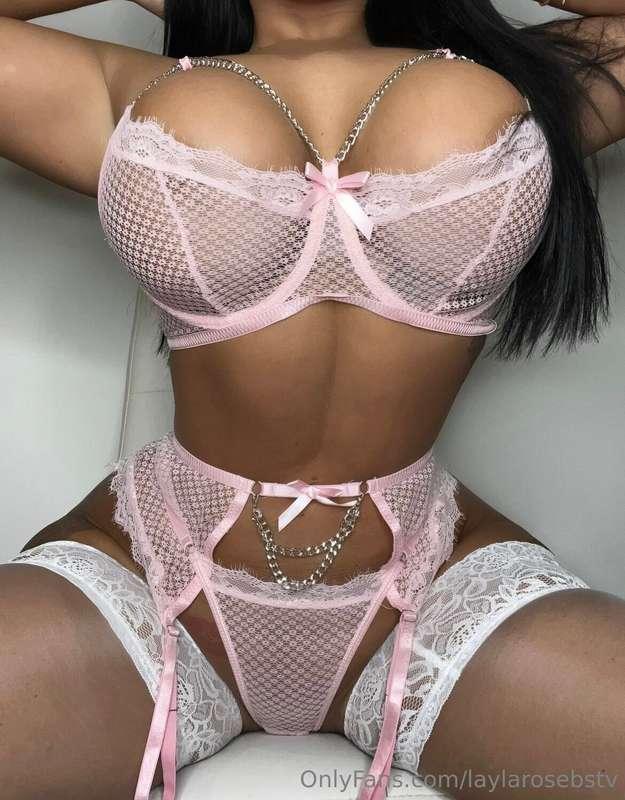 Clothes 100% off in my DMs 😉