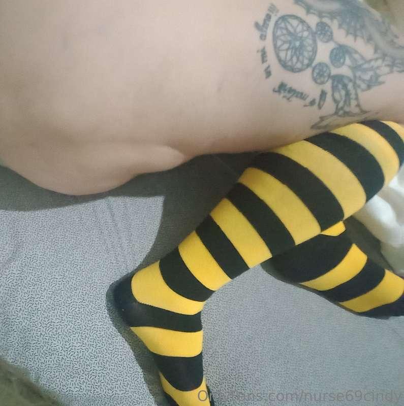 🐝🐝🐝🐝🐝Do you want to drink my honey