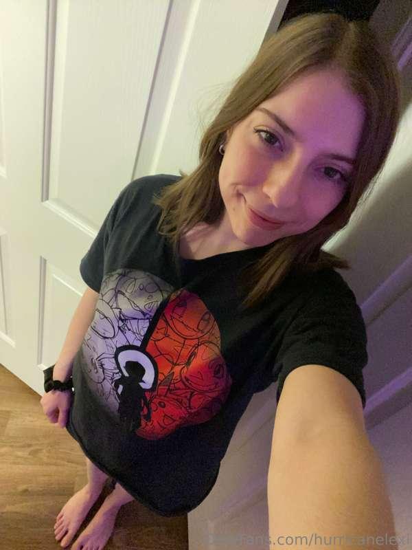 Always rocking this Pokémon shirt 😅