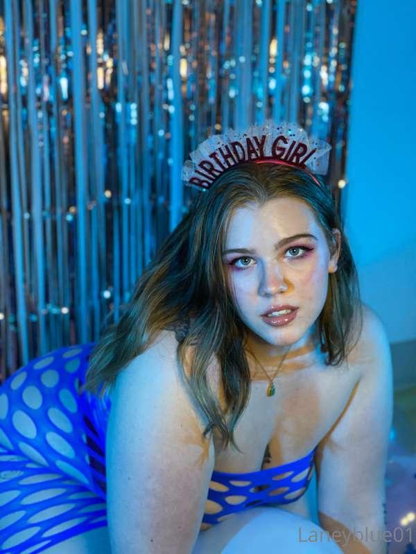 laneyblue01 image #1