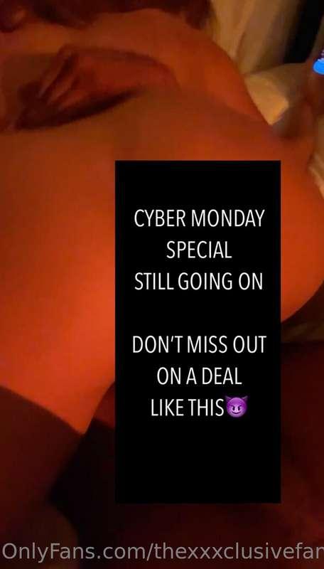 Have you seen our ***HALF OFF SEXTAPES*** 👀💦