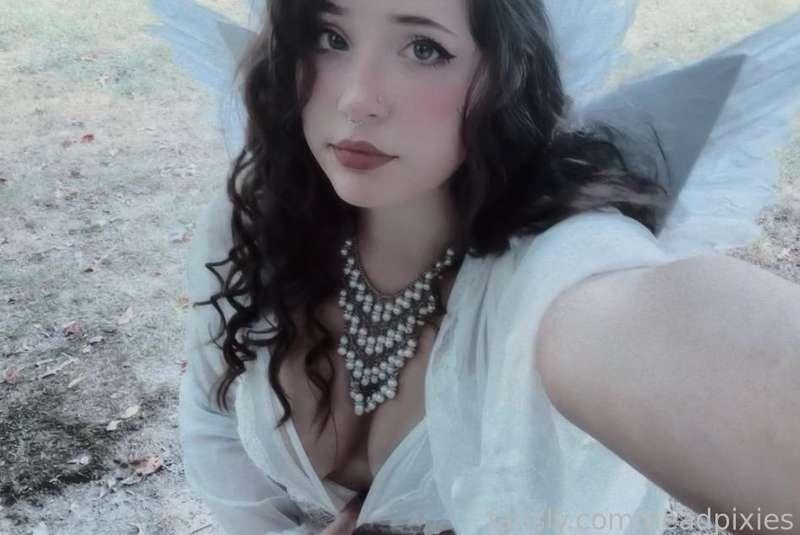 deadpixie image #3
