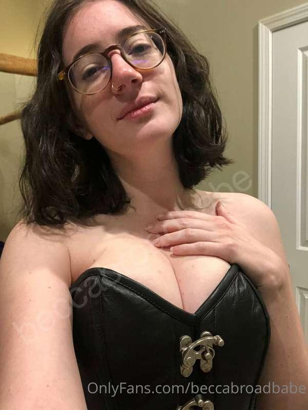 corset pics :P