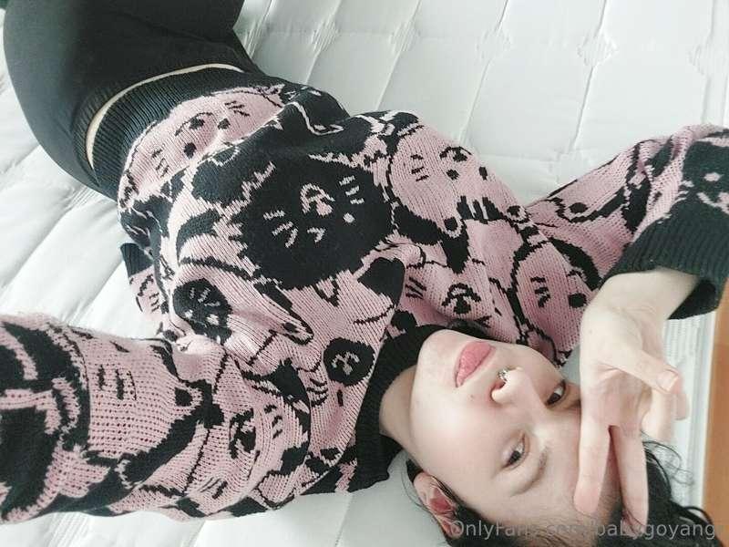 Hey~ just wanted to tell you that I'm moving. So I upload a ..