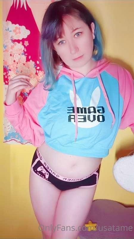 Are you playing anything new bbs?? do you need a gamer bae