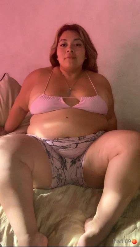 Are you gonna lick my 🐱 before you fuck it?