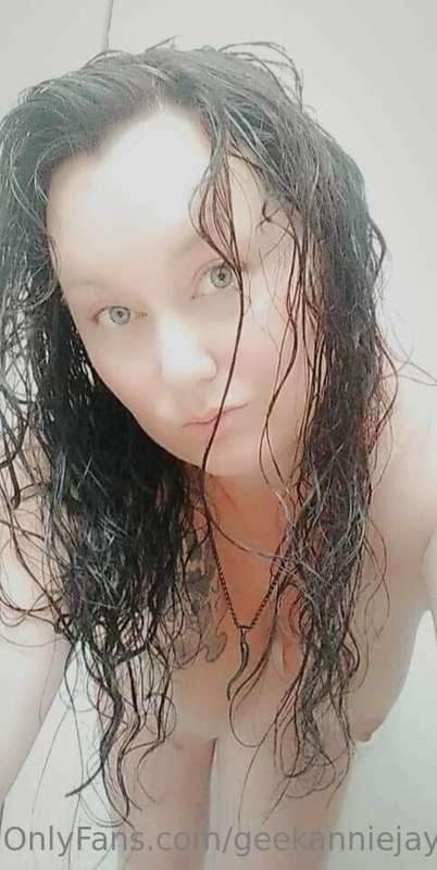 geekanniejaye image #1