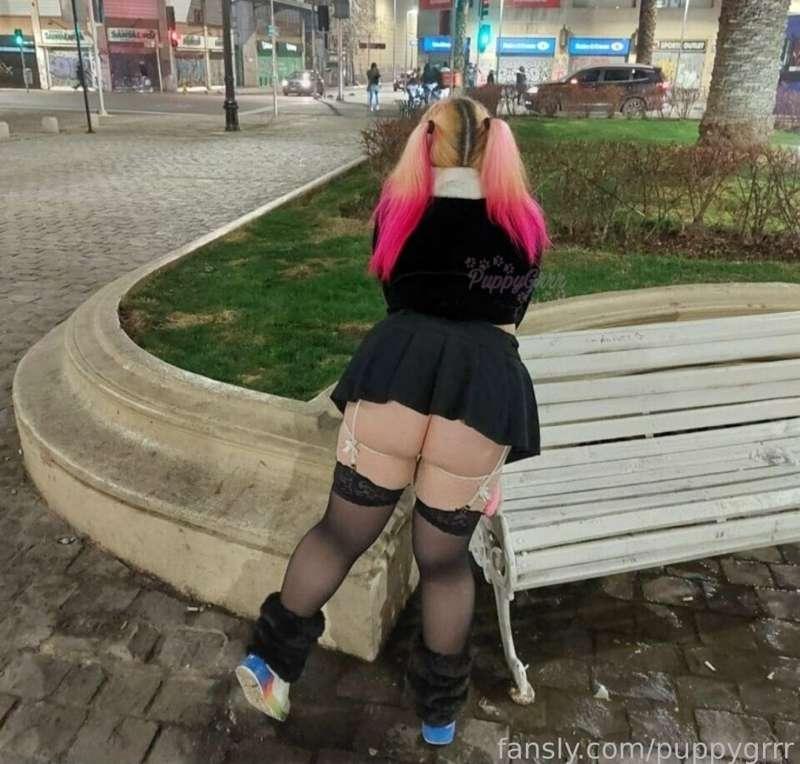 I love to undress in public, I am a very obedient puppy ❤️🐾 Wrooof 

#Exhibitionism #Petplay #BDSM #Puppygirl #Chubby #Public #Microskirt #Skirt #Stocking #Pigtails