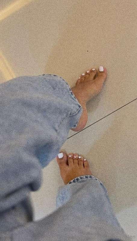 1 to 10, how much do you give to my feet?👀