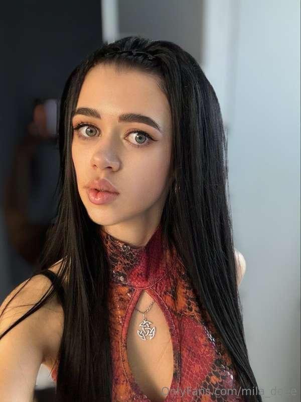 🟢CLICK HERE - @sinful_rosa🟢
This cutie is online and horny!!..