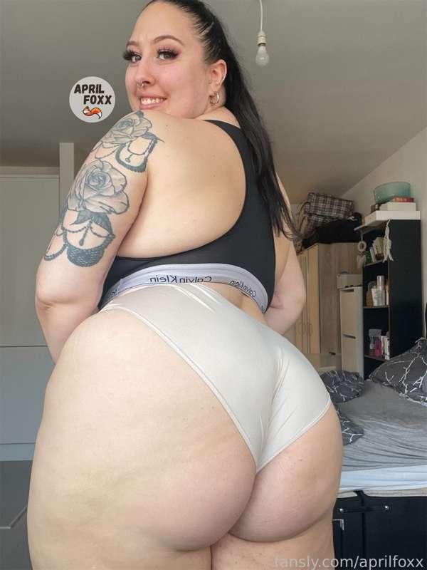 aprilfoxx image #0
