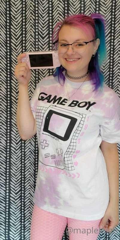 PSP 3000
Cum smash buttons with me 😏😘💗🎮