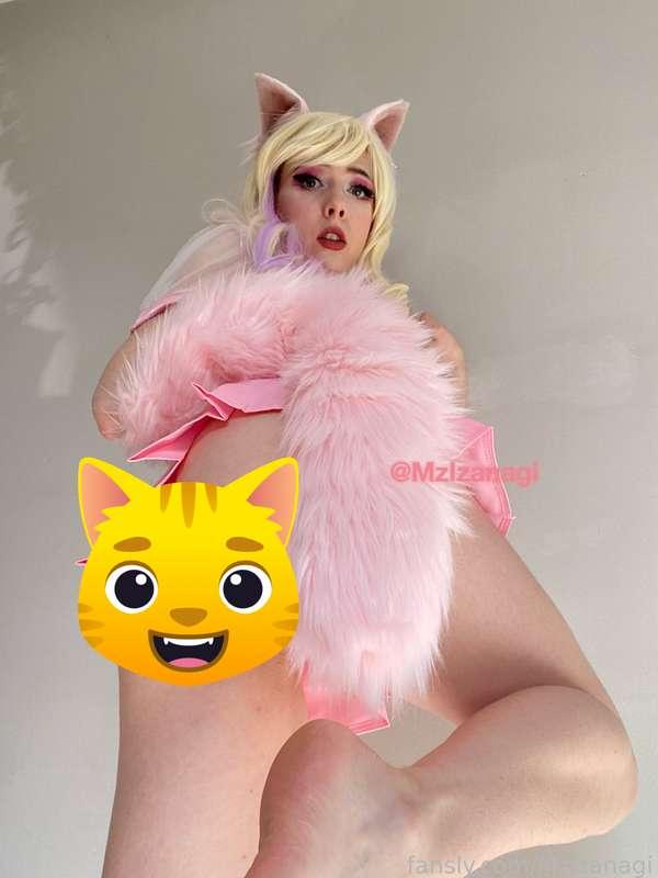 You want to see my tiny underwear ⭐️✨
Not a question; just a fact. Heheheh x

You can sub to Bunn GF or Princess Bunn Tier to see this content 💕✨