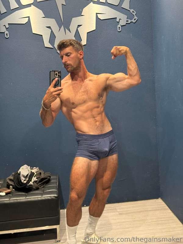 Doing lots of work on the van if anyone wants to help 