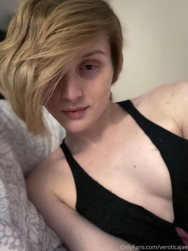 Good morning cuties. Hope y'all are having an amazing day. I..