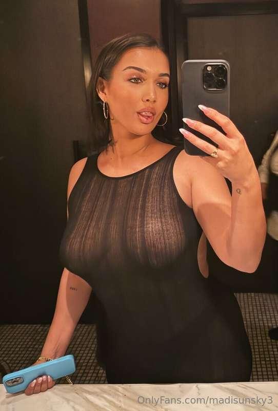 Who’s buying my drinks tn?!