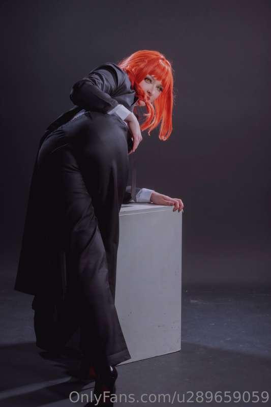 I can’t wait to reshoot this look soon but for now you call ..