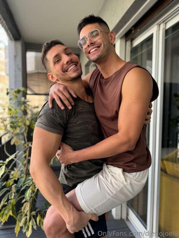 Playing wit my friend 🥰