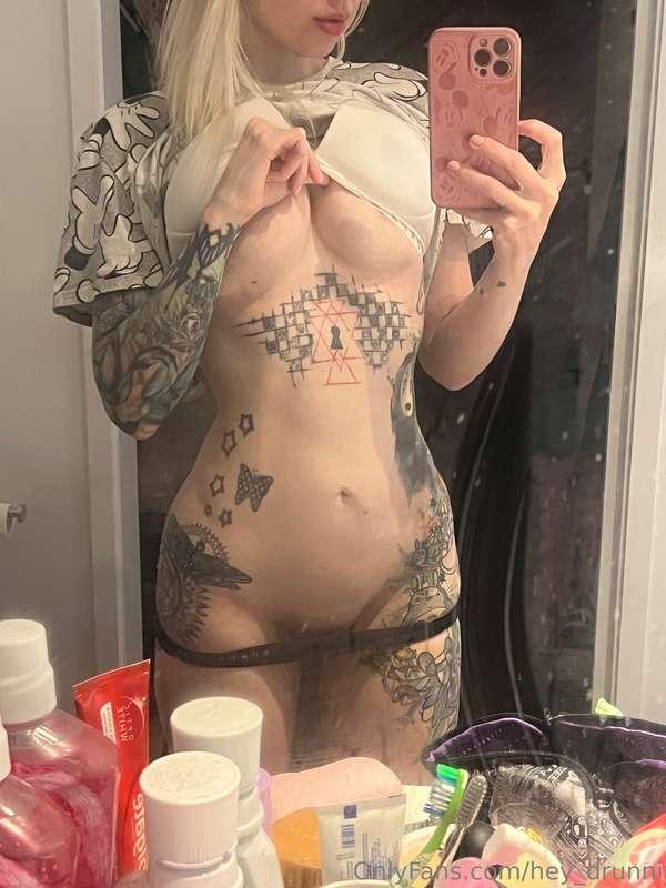 Gaining a lil weight, what do you think?
Gain some more or s..