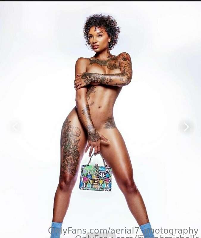 https://7thebrandmagazine.com/
MUSE NEEDED
https://7thebrand..