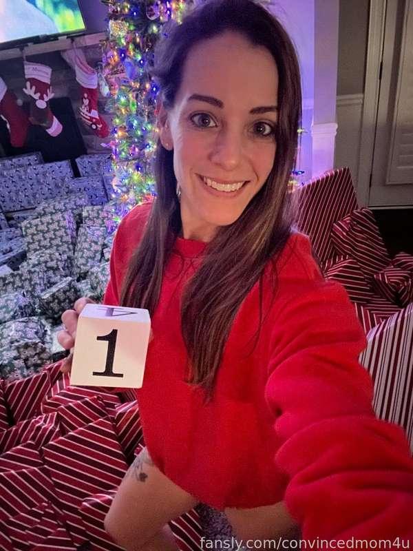 Countdown to Christmas, 1 day to go!  I hope Santa is good to you! But I hope you enjoy my special gift even more! ☺️🤭🎅🎄🎁