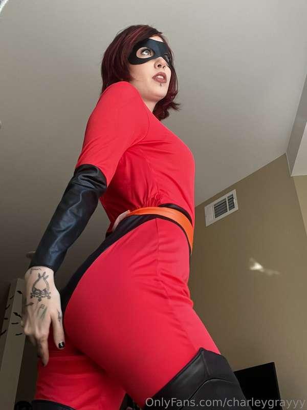 mrs incredible hereeee