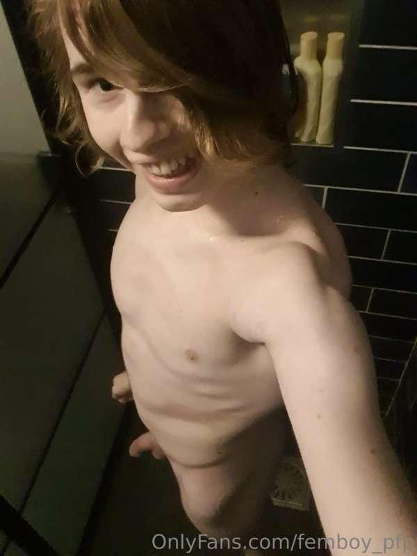 femboy_pfp image #3