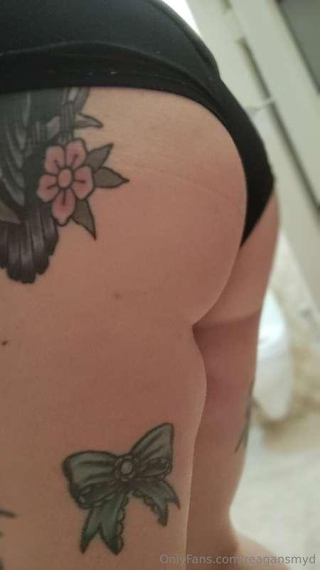 Just getting ready to hop in the shower. Who wants to join m..