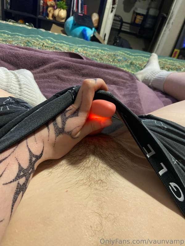 playing with myself😘