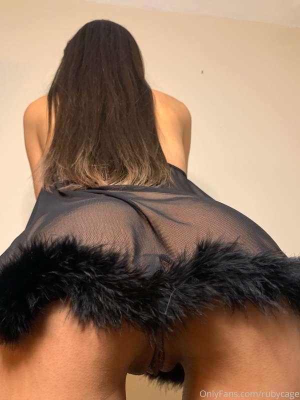 Peek a boo 👻 Happy Sunday