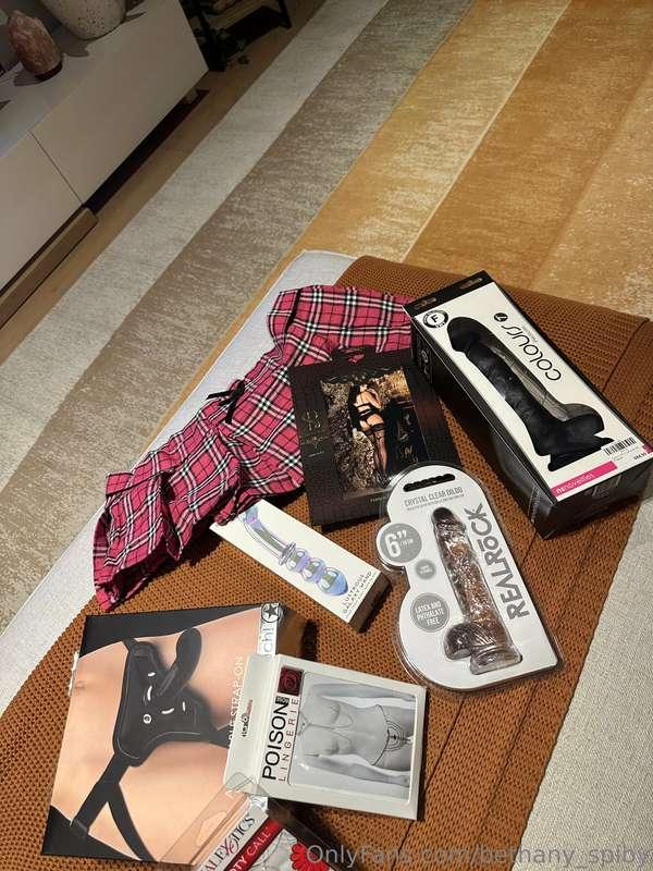 The goods have been secured 😈 video ideas that I can make wi..