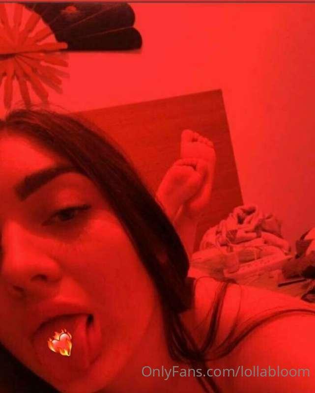 K𝕚𝕥𝕥𝕪 𝕓𝕣𝕠𝕦𝕘𝕙𝕥 𝕪𝕠𝕦 𝕝𝕠𝕧𝕖... 𝕎𝕚𝕝𝕝 𝕪𝕠𝕦 𝕥𝕒𝕜𝕖 𝕙𝕖𝕣?