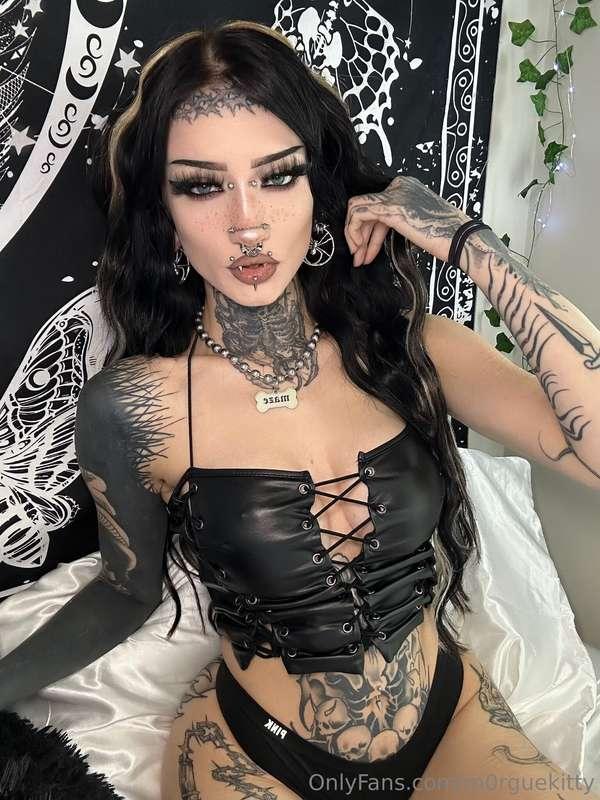 next live will be monday 4/29 at 4pm est, my tip menu is pin..