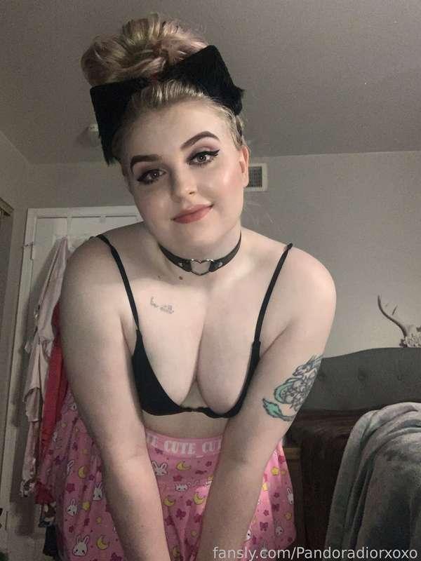 Let me fuck 

https://fans.ly/r/Pandoradiorxoxo

#fuck #fyp #femdom #femdomme #boobs #kitty #cleavage #goddess #cute #cutie #worship #pandoradior #pandora #dior #free #drain #paypiggy #cashcow 