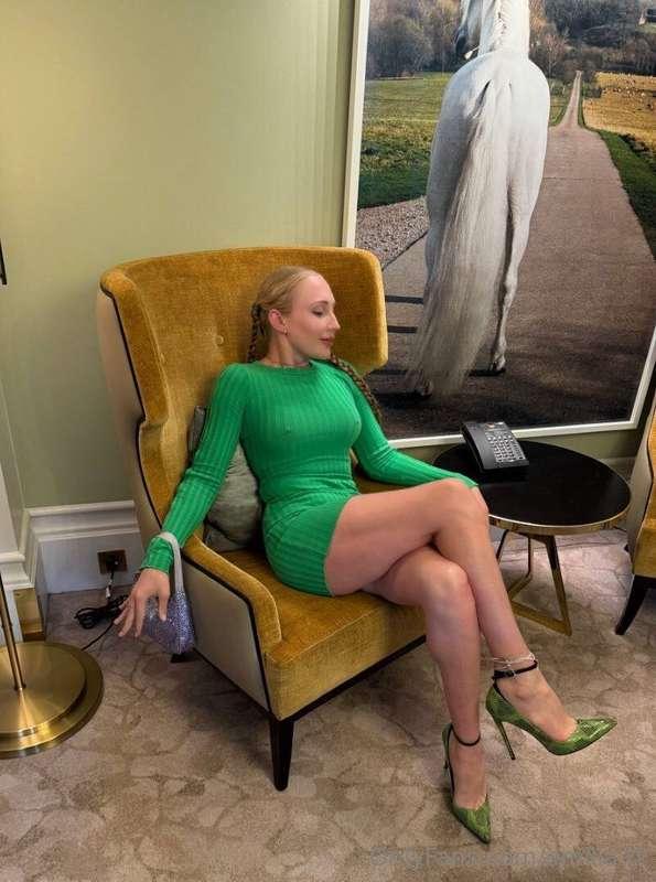 Green is the color of balance, peace, and quiet seduction. I..