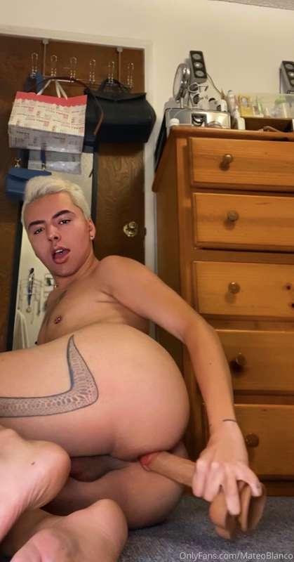 ‼️TIP $3 FOR FULL 10 INCH DILDO VIDEO 🍆 I normally don’t do ..