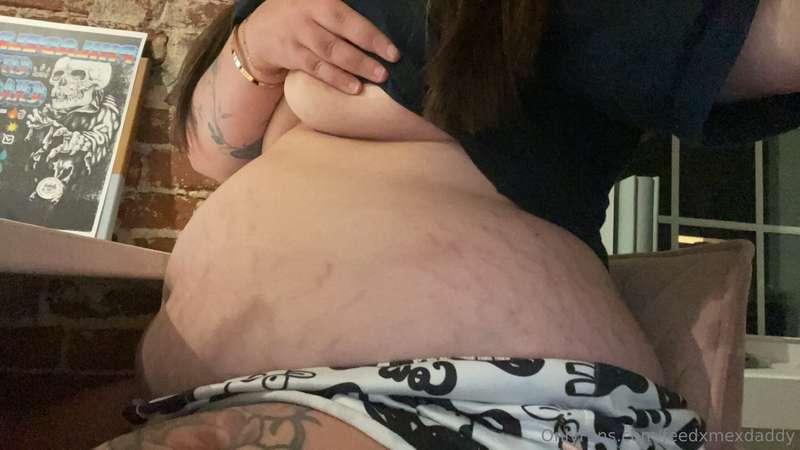 didn’t realize how dangerously close I am to my belly touchi..