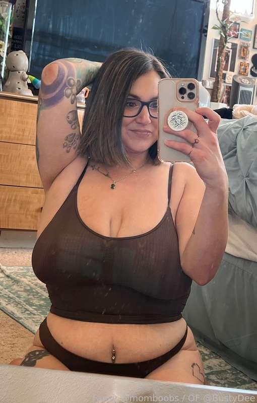 momboobs image #22