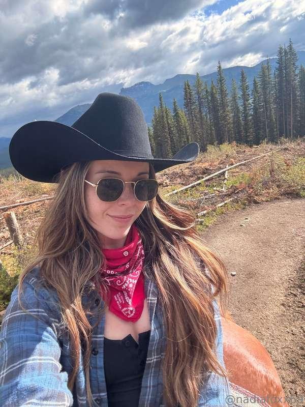 Climbing mountains helps when you have a few extra legs 