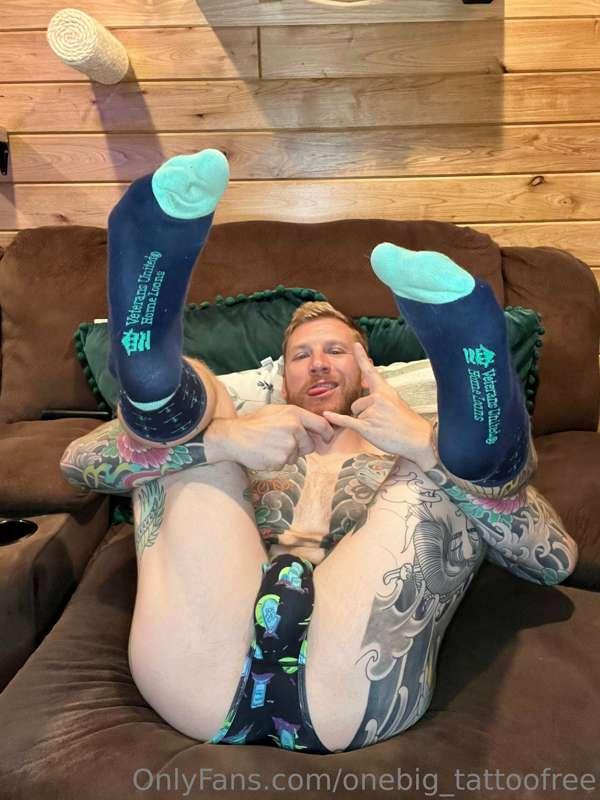 Happy Sunday! Who else feels they need to match their underw..